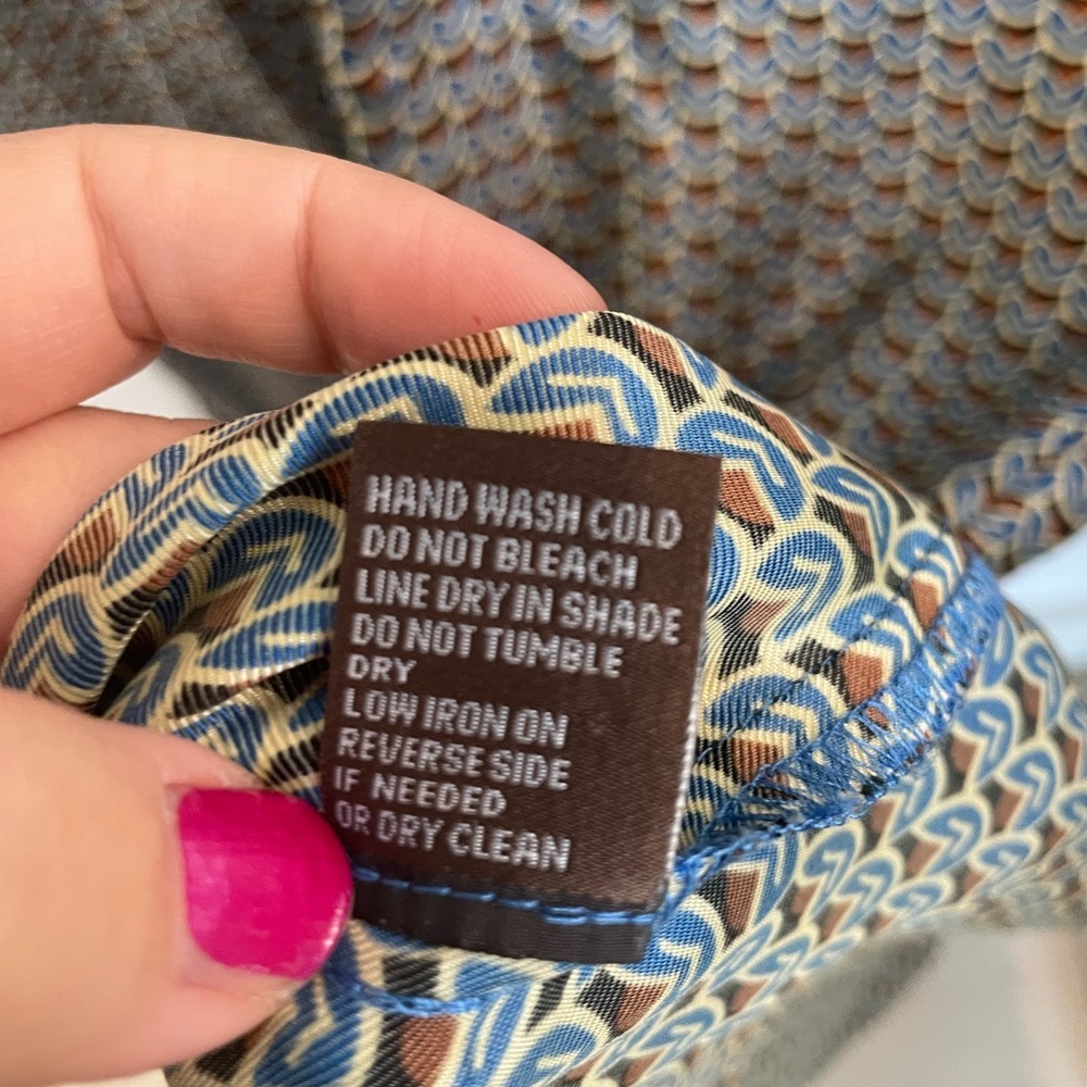 J.McLaughlin Liberty Silk-Blend Dress - Picture 8 of 9